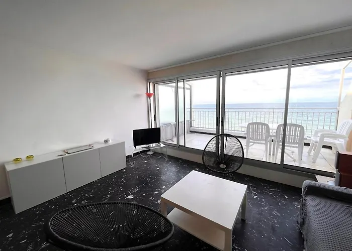 Appartement Les Sables-d'olonne, 3 Pièces, 6 Personnes - Fr-1-197-388